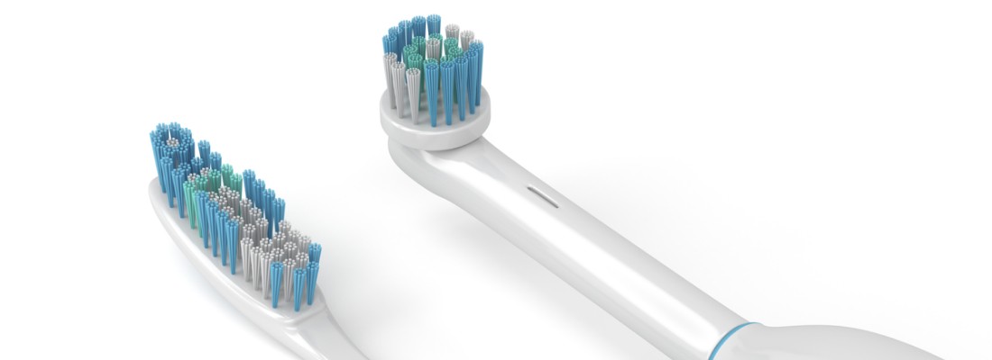 Brosse à dents électrique ou manuelle ?